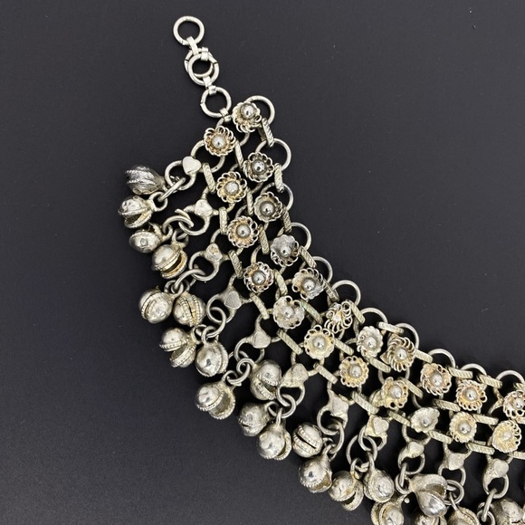 INTRICATE BOHEMIAN SILVER JINGLY ADJUSTABLE ANKLE BRACELET - Picture 3 of 9